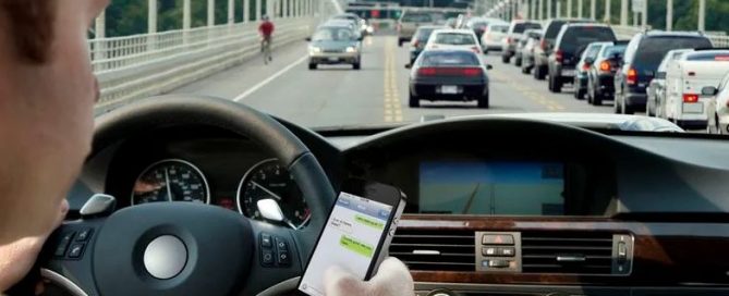 Texting While Driving Accident Attorneys | M.R. Parker Law, PC