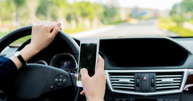 how-much-do-you-get-fined-for-texting-while-driving-or-talking-on-a